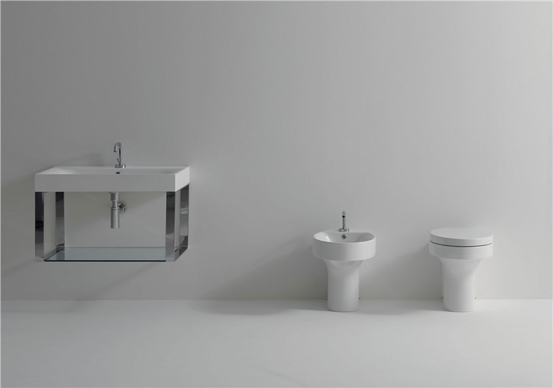 Lavabo 80x45 con Struttura sospesa cod 3533_9126, Bidet Monoforo ovale cod 3520, Vaso unico “PROLUNGATO” ovale cod 3516