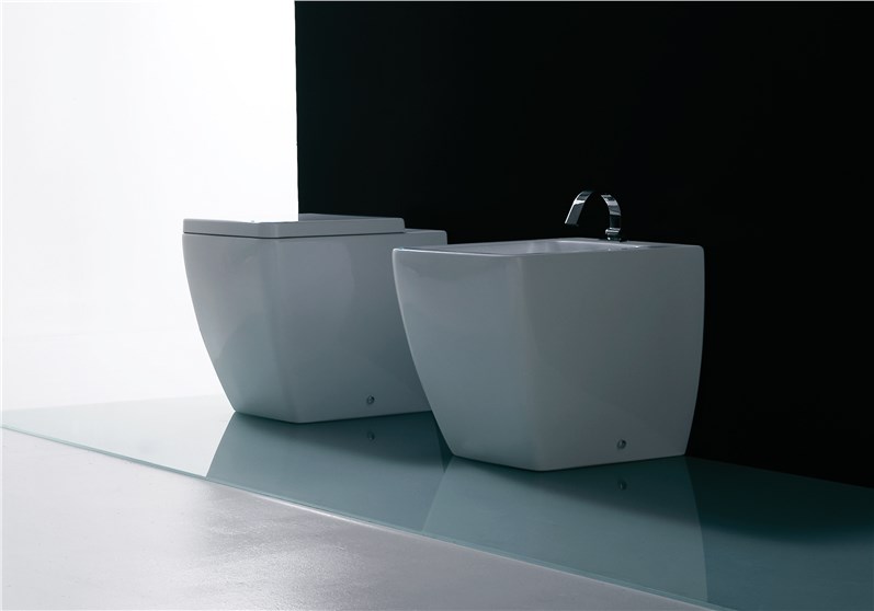 vaso unico 53 cm cod 3216, bidet 53 cm cod 3220, lavabo 90 cm cod 2