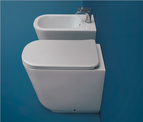 Tribeca modern sanitary ware, an exclusive style for your bathroom