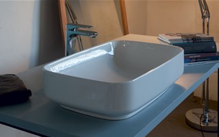 Countertop basins: how to create a warm atmosphere in the bathroom
