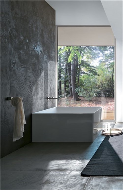 What materials are best for the bathtub?