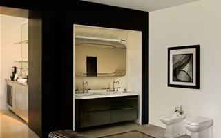 How to furnish a classic style bathroom